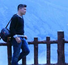 Alone keep woles