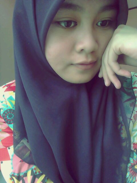 always smile :) | just for friendship | I ♥  family :D | I ♥  my boy friend ♥  :*  | I ♥  green | I'm a dreamer^ |