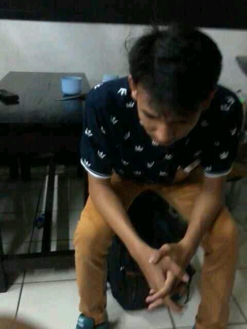 •I Wish My Brain Had A Map To Tell Me Where My Heart Should Go• •TRON9 Fams• Line ID : hellofall. Pin : 76AF7795& Pin : 2A658B1F.