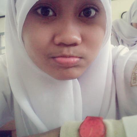 yuni_mila's profile picture. ~SMK NEGERI 2 KOTA SUKABUMI l @groumanffice2 I i love my parents :* makasih udah sayang sama aku kuharap selamnya kan tetap begitu  | HAMTARO (ˆ▿ˆʃƪ) ~(/‾▿‾)/