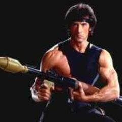 sv98famas's profile picture. 中学3000年生　大日本帝国国立中学校新世紀バトル中学校の学生だあああああああああああ　銃の話をさせると9億時間話せるって言うギネス記録持ってますＴＬがうるさい場合は俺様スタローンが銃を撃ってるか黒板をギーギーやってるかだあああああ　ラインやってるぜええええ　　あと病んでるやつ俺に相談していいぜえええ　
　　　　　