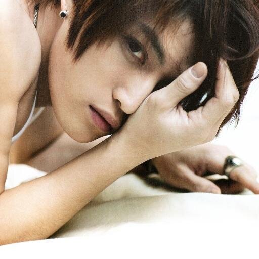 (JYJ/TVXQ) Annyeonghaseyo, Jaejoong imnidaaaa~ *Miss Korea poser* Barman del rol, abierto 24h! / Ratita
