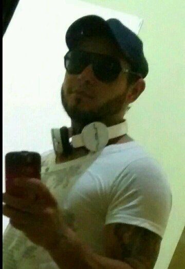 Leommatos13's profile picture. 