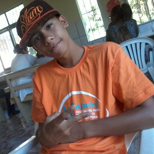 sou oq soou num nasci pra agrada ninguem u.u