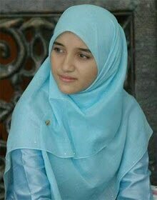 Cinta ini seperti udara. Memenuhi setiap partikel kehidupan di muka bumi.