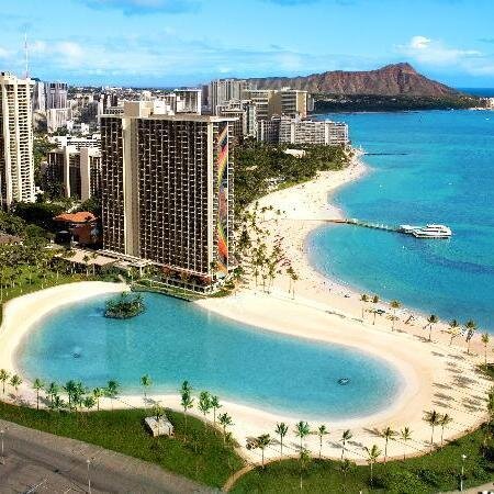 Postcards from paradise. Email tips/releases to aloha@dailyhawaii.info.