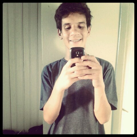 gabreueu's profile picture. o leão a feiticeira e o guarda roupa