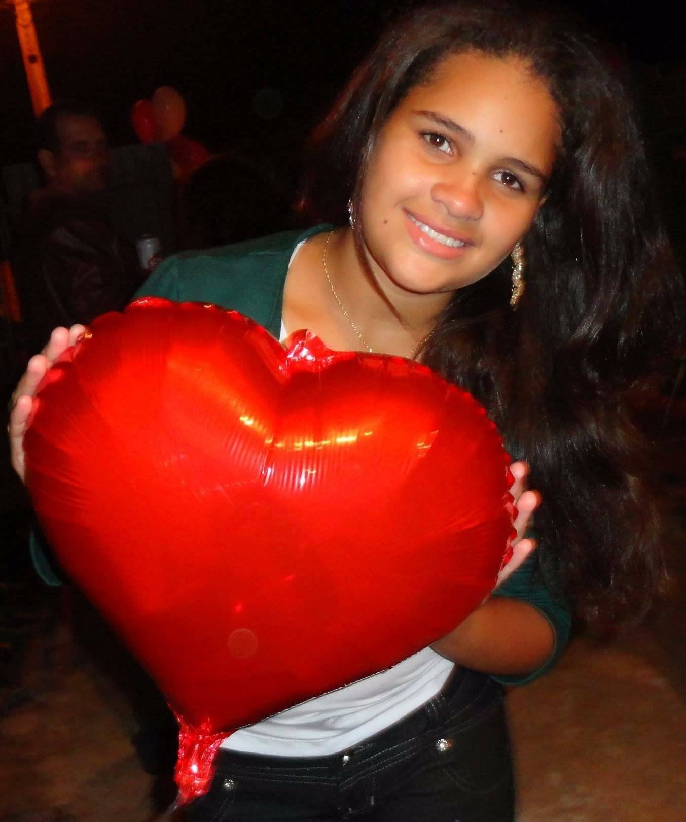 Amoo tuddo aquiilo quee mee faaz feliiz ♫ ♪