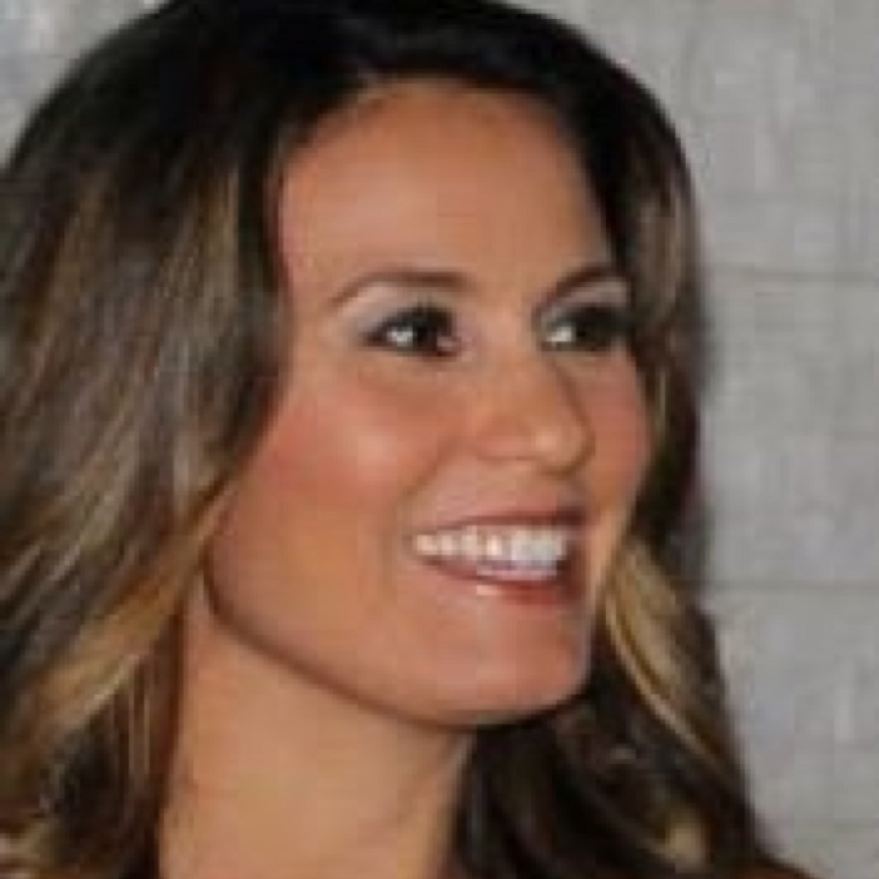 Noon/4PM Anchor @ABC11_WTVD in NC WCAU/WHAG Alum. I'm also a Meteorologist & Mil. Brat. Did I tell u-I flew w @AFThunderbirds? #Hapa