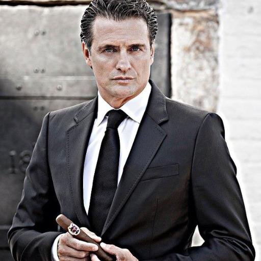 Fans Club Oficial de JUAN SOLER @juansolervalls ~ Sede Colombia