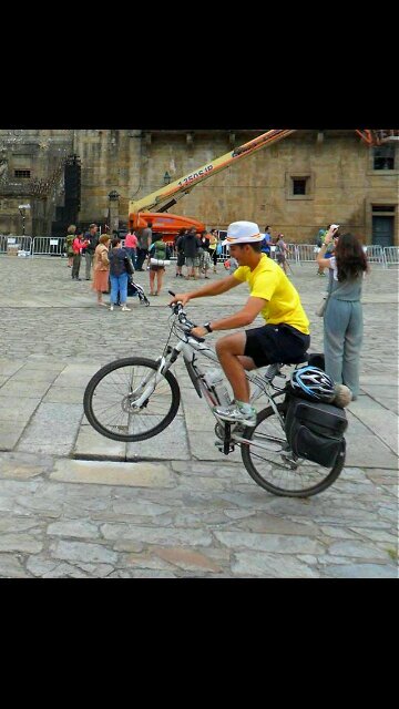 Vive y deja vivir