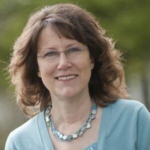 Meet Pam Gray, Your Experienced Local Realtor!
Pam is a lifelong resident of the Seacoast who is licensed in both Maine and New Hampshire.