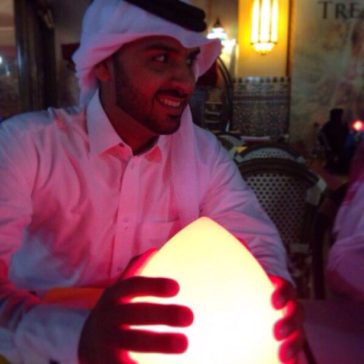مهندس افكار بناءه .. (مشاعري ماهيب للحط والشيل) .. مشجع لنادي الريان بالفطره .. كل تغريده تمثل مشاعري .. قطر وطني وقائدي تميم ❤️ #خليجنا_واحد