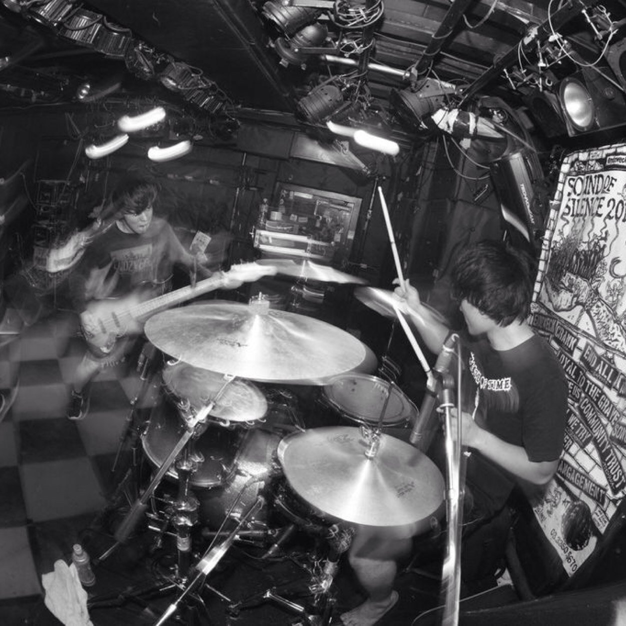 KAME(FACELESS NAME) Dr. ex:And Still We Try バンドとアイドルとゲームと野球が好きです。インドアな趣味ですがわりとアウトドアなお仕事です。N4