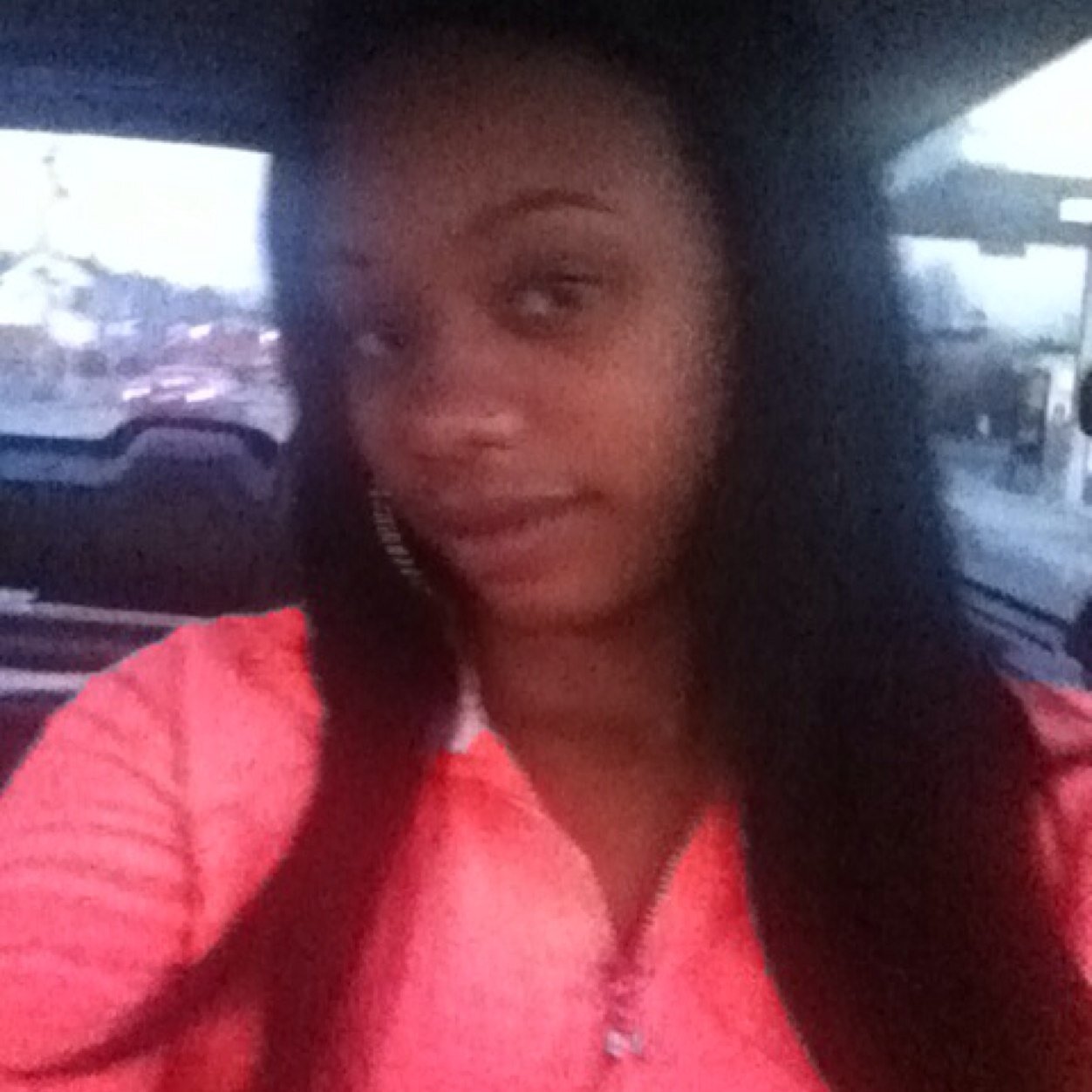 mayajennings1's profile picture. #Single #classynevertrashy