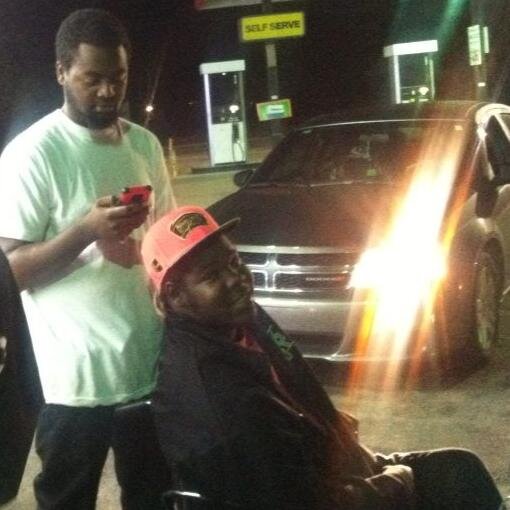 L.O.E LOYALTY OVER EVERYTHING IS JUST A WAY A NIGGA LIVING. FOLLOW FOR A FOLLOW BACK