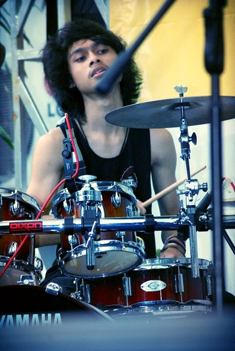 _Amedee | @IndoDrummers           http://t.co/CS3mo9Eh9r