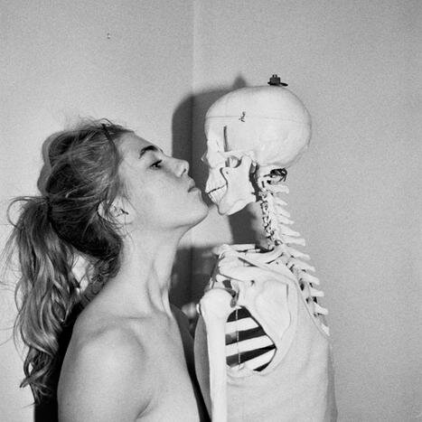 indescribable. a living, breathing paradox. i'm the best and the worst. impossible to hate but impossible to love: you're a fool to try either. 
[[ednos/bpd.]]