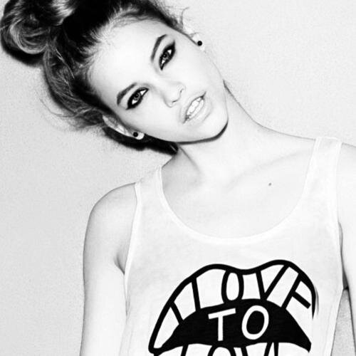 La vida es dura, la mierda es blanda. :-)   -ash.       -ker.