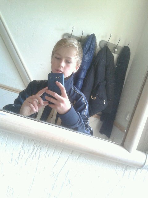 Jameyy**Whapp**Voetball:))
