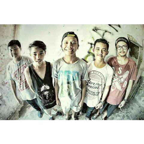 thisispollar33 Profile