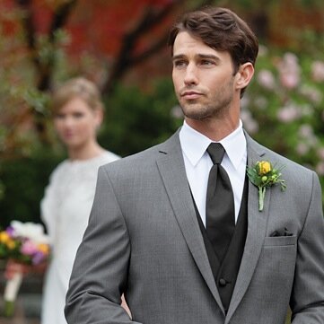 Harrold's Formal Wear specializes in tuxedo and suit rental for EVERY occasion.  We will keep you up-to-date with all of the latest trends for weddings, proms..