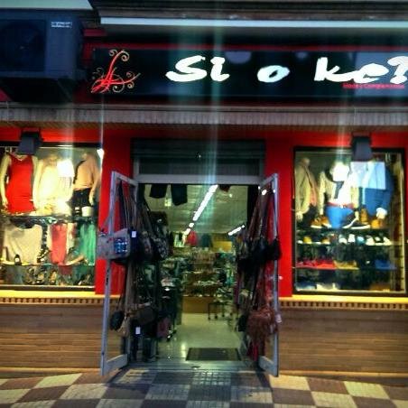 Pagina oficial SIOKEMODA ,ropa masculina y femenina de caracter joven  . Especializada en marcas como CELOP,JVZ, LAESPAÑOLA ,SINIGUAL,ETC.Calle san pio X nº8