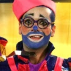 Oi hi hi hi amiguinho! sou o PaIhaço número 2! hi hi hi! estou sempre a ajudar o meu chefe @PChefeLoko! #patrulhaSalvadora