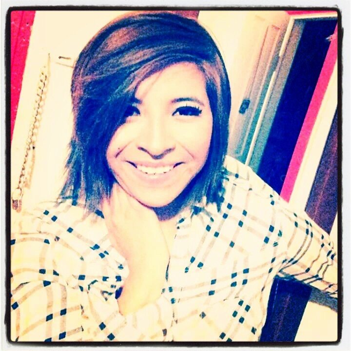 Holi! Soy Ivy, soy Capricornio y me gusta el fut!