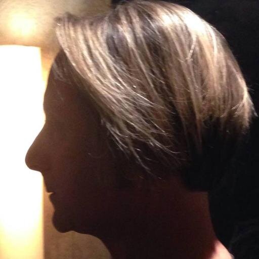 xicuvalent's profile picture. 