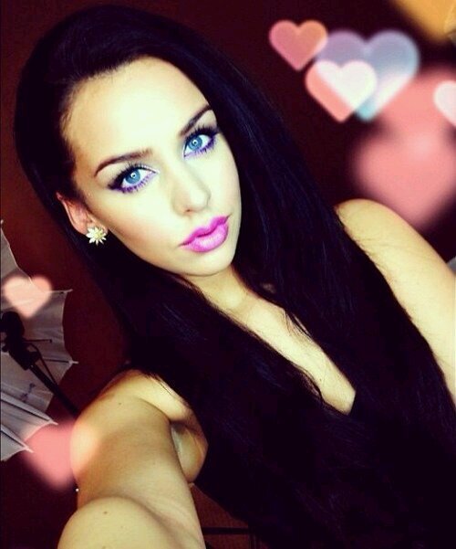 HisKittyGirl's profile picture. Meow! its me Catwoman. you better watch out cause there is a cat in town. SL 1: I love @batman10_  SL 2: Single {Multiverse Roleplay}