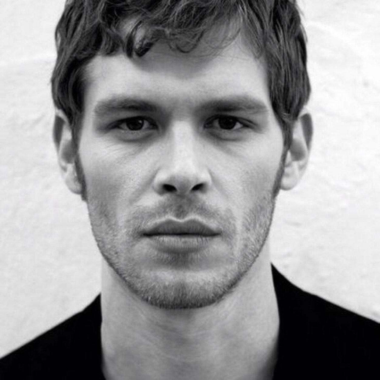 'Salve risponde la segreteria di Joseph Morgan, lasciate un messaggio ^_^'
