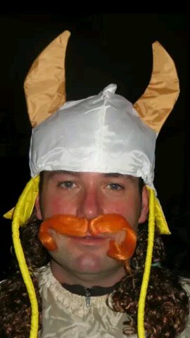 Notoisi's profile picture. 