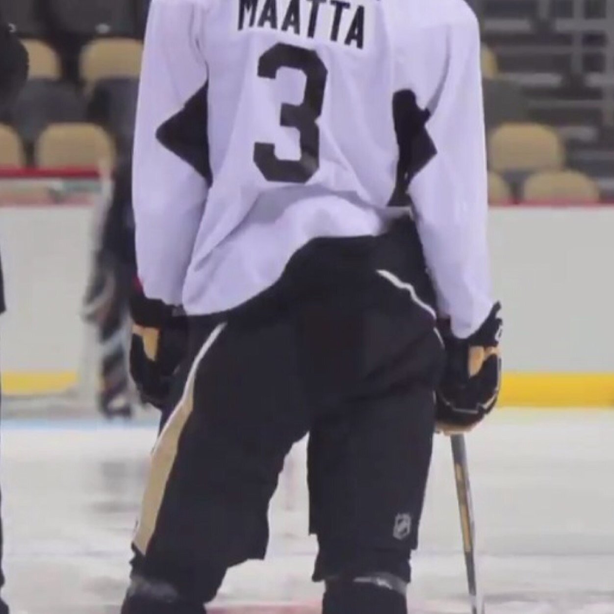 Just a simple girl with a love for the game and the boys who play it. #hockeysister