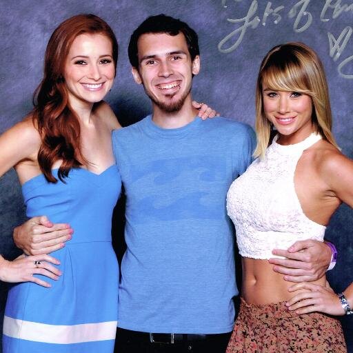 Prizzy726's profile picture. I like comics, art, and comic art. Also, Video games.