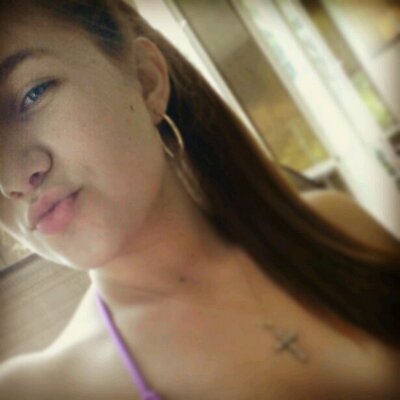 Profile Picture of -UnRuly_Queen &nbsp;♥ (@AyeeItsAllison_) on Twitter