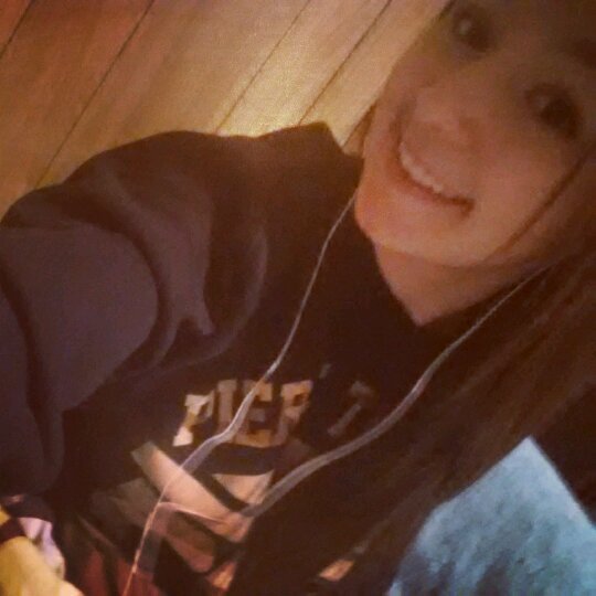 NewYearsOutcast's profile picture. Victoria.Freshman.Single.Volleyball.Track.     ✨Glory, Glory Man.United.✨