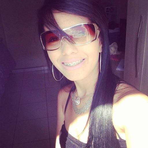 Ele fala fala fala mas no fundo se amarra! rs