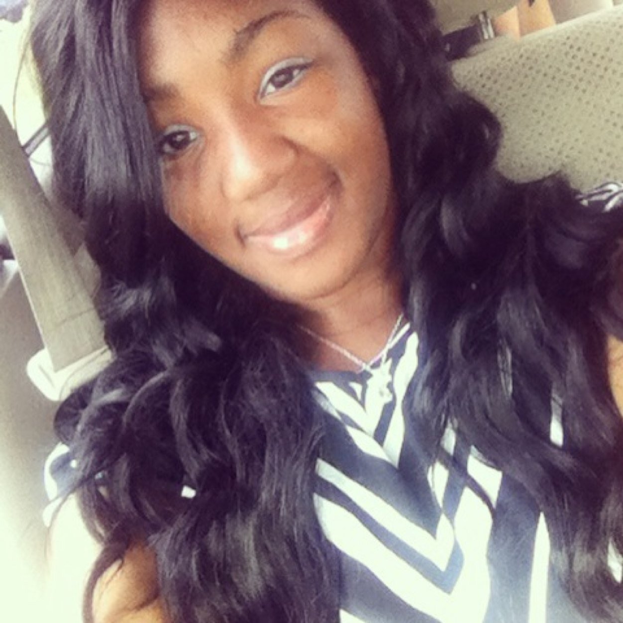 i love life im living in..don't tell me da sky is da limit wen deres footprints on da moon..#i gotta a future....#taken i loveeee my baeee wit all my heart..!!