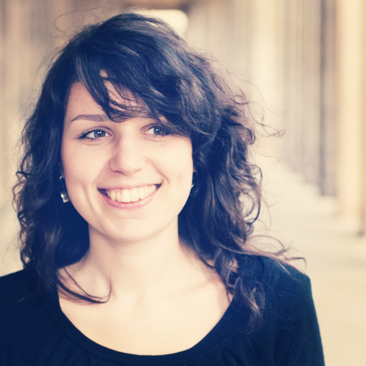 vslpnv's profile picture. a thinker, a creator, a communicator