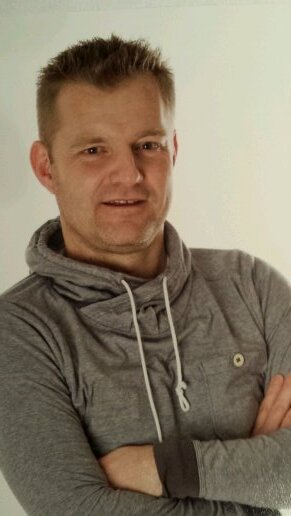 trotse vader 2 kinderen - administrateur/hrm @DijkhofBouw  - voetbal - hardlopen - sport - motoren