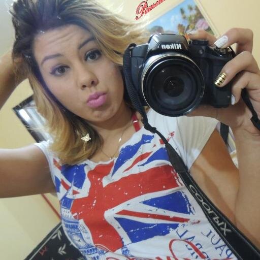⋆ ⋆ㅤBeauty is not in the face, beauty is a light in the heart. ♥ A estrada para o sucesso está sempre em construção. ∿ 18 aninhos ♥ Face ↓