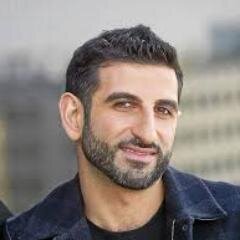 Avoir de l'avance pour un avenir meilleur, c'est apprendre à ne pas vivre dans un monde qui ne marche pas.