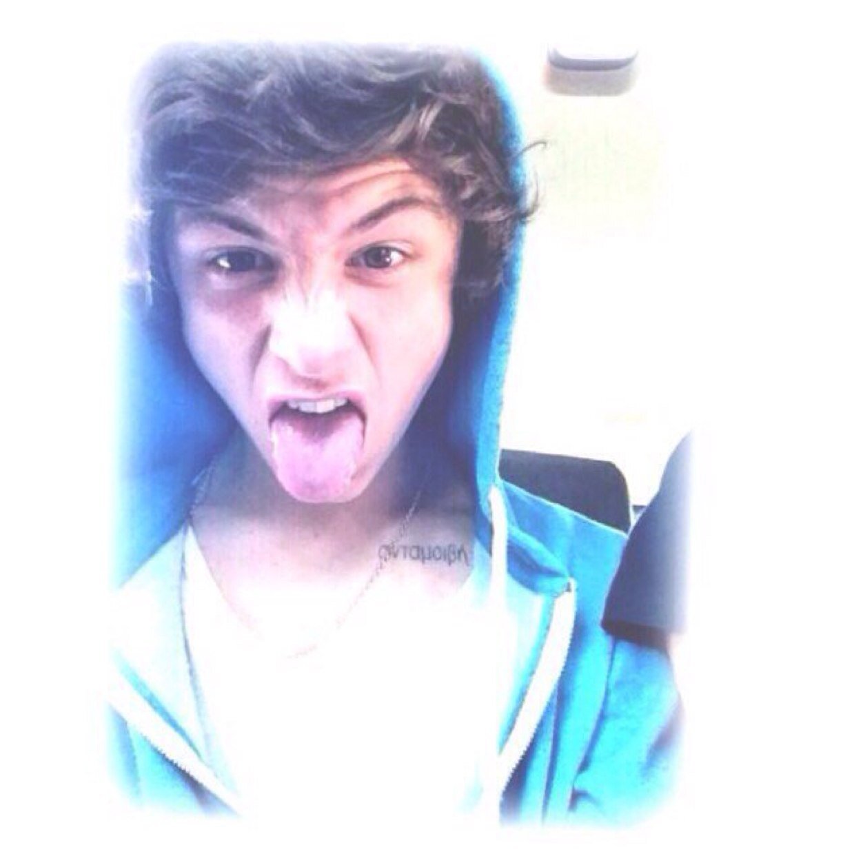 ☾ryan robertson☽