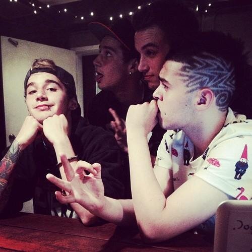 fan girl janoskians one direction 5sos O2L TUMBLR