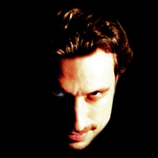 rockerdem's profile picture. (yersen parantezinde) web alimi, çapulcu, küstah, rocker...