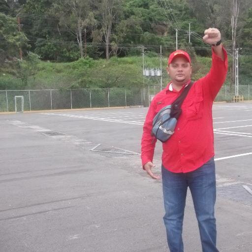 MILITANTE REVOLUCIONARIO, LUCHADOR SOCIAL POR LAS REIVINDICACIONES SOCIALES DE NUESTRAS CLASES POPULARES, SOÑADOR CON UN MUNDO JUSTO EN IGUALDAD DE CONDICIONES.