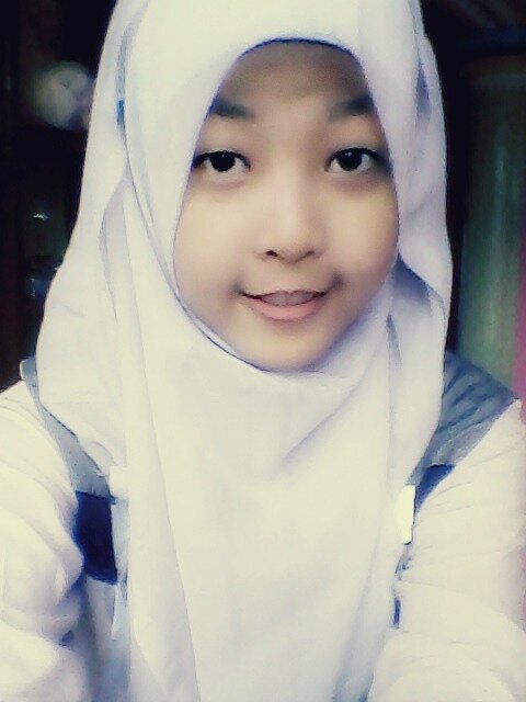 ♥My Family♥|♥ALLAH♥|Always support my idol's|♥Panda&Teddybear|Follow my second account @Tiarustia|Followback? just mention. Thanks!♡♥