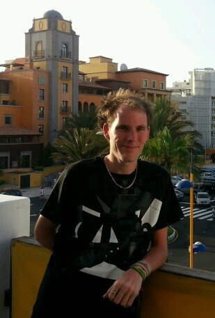 Lover of Science, Technology and Nature. Promoter of Peace and Unity in my daily life :-)