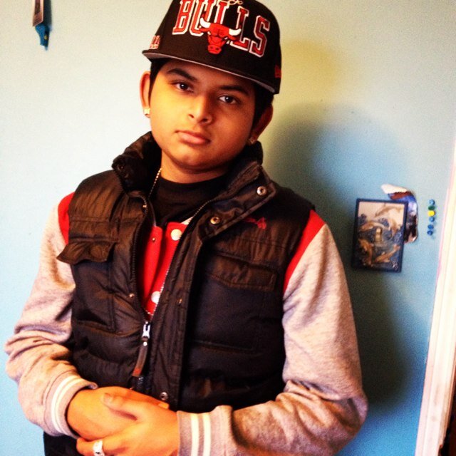 Facebook: Joshuan Baii . Hookt: JKQY3EA. Txt Meh: 289 275 5735